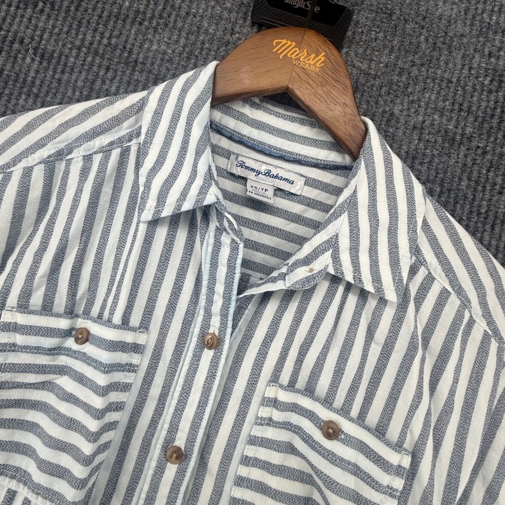 Tommy Bahama Button Up Shirt Women XS Blue Good Striped Short Sleeve Cotton